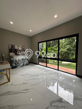 Rumah Luxury Modern Siap Huni di BSD Delatinos Tangerang Rumah Luxury Modern Siap Huni di BSD Delatinos Tangerang