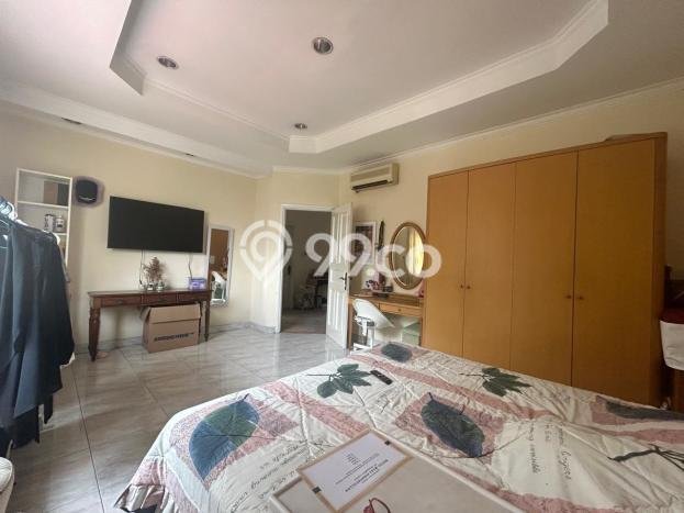 Hunian Mewah LB 500m2 Siap Pakai Desain Elegan di Senopati, Jakarta Selatan Hunian Mewah LB 500m2 Siap Pakai Desain Elegan di Senopati, Jakarta Selatan