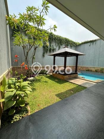 Ready to Use! Luxury House LT 381m2 Desain Modern di Kemang Ready to Use! Luxury House LT 381m2 Desain Modern di Kemang