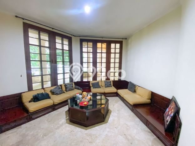 Jual Rumah Luas Elegan Dengan View Cantik di Kuningan, Jakarta Selatan Jual Rumah Luas Elegan Dengan View Cantik di Kuningan, Jakarta Selatan