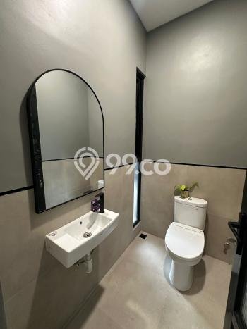 Rumah Luxury Modern Siap Huni di BSD Delatinos Tangerang Rumah Luxury Modern Siap Huni di BSD Delatinos Tangerang