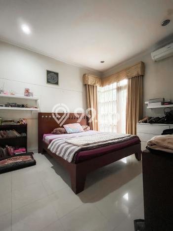 Komersial Bagus Dijual LB 227m2 Lokasi Strategis Jakarta Selatan Area Cocok untuk Bisnis Komersial Bagus Dijual LB 227m2 Lokasi Strategis Jakarta Selatan Area Cocok untuk Bisnis