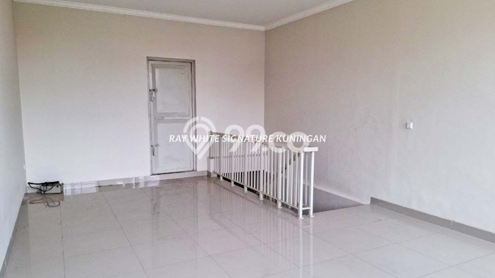 Ruko Dijual di Bekasi LT 45m2 & LB 135m2 Lokasi Terbaik! Ruko Dijual di Bekasi LT 45m2 & LB 135m2 Lokasi Terbaik!