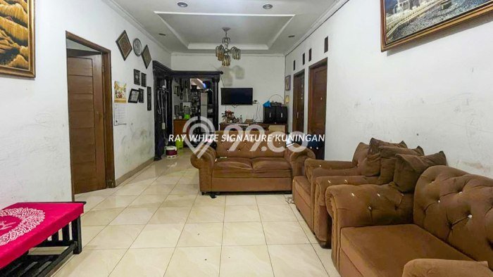 Rumah Elit Modern Tanpa Renovasi di Bintaro Jakarta Selatan Rumah Elit Modern Tanpa Renovasi di Bintaro Jakarta Selatan