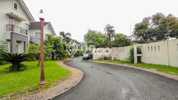 Rumah Mewah LB 118m2 Siap Pakai Desain Elegan di Gading Serpong, Tangerang Rumah Mewah LB 118m2 Siap Pakai Desain Elegan di Gading Serpong, Tangerang
