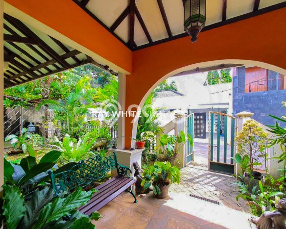 Dijual Rumah Elit Exclusive di Cilandak, Jakarta Selatan Dijual Rumah Elit Exclusive di Cilandak, Jakarta Selatan