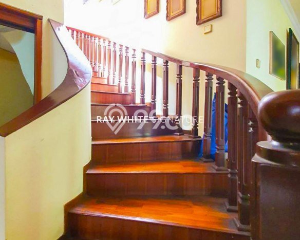 Dijual Rumah Elit Exclusive di Cilandak, Jakarta Selatan Dijual Rumah Elit Exclusive di Cilandak, Jakarta Selatan