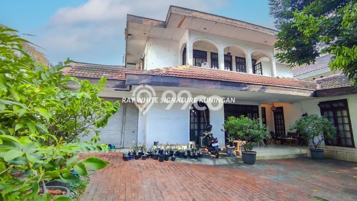 Jual Rumah Luas Elegan Dengan View Eksklusif di Kalibata, Jakarta Selatan Jual Rumah Luas Elegan Dengan View Eksklusif di Kalibata, Jakarta Selatan