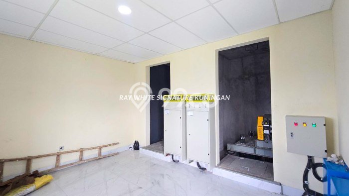 Dijual! Kantor di Pondok Pinang Jakarta Selatan LT 965m2 / LB 4000m2 Kawasan Strategis Dijual! Kantor di Pondok Pinang Jakarta Selatan LT 965m2 / LB 4000m2 Kawasan Strategis