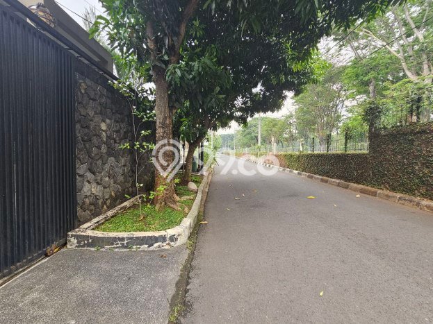 Hunian Mewah LB 400m2 Siap Pakai Desain Elegan di Pondok Pinang, Jakarta Selatan Hunian Mewah LB 400m2 Siap Pakai Desain Elegan di Pondok Pinang, Jakarta Selatan