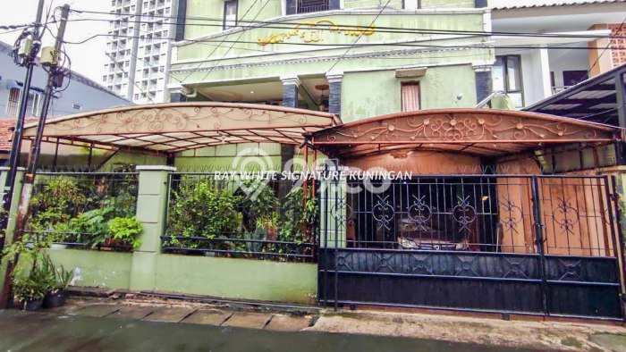 Jual Rumah Mewah Megah Dengan View Cantik di Menteng Dalam, Jakarta Selatan Jual Rumah Mewah Megah Dengan View Cantik di Menteng Dalam, Jakarta Selatan