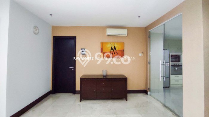 Apartemen Mewah di , 2 KM, Luas 137m2m², Dekat ke Jakarta Selatan, Jakarta Selatan, Fasilitas Terbaik Apartemen Mewah di , 2 KM, Luas 137m2m², Dekat ke Jakarta Selatan, Jakarta Selatan, Fasilitas Terbaik