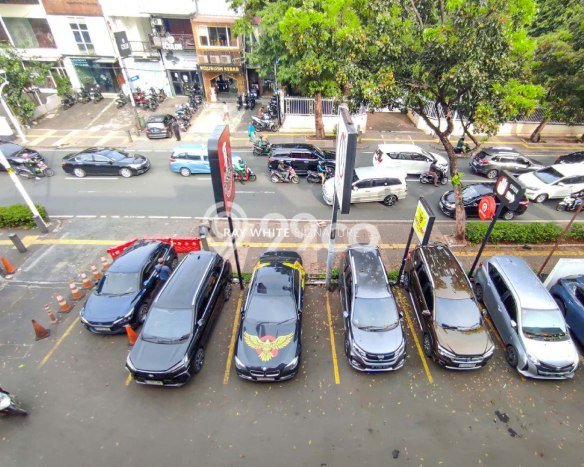 Ruko disewakan lokasi strategis Kemang Jakarta Selatan 300m2 Ruko disewakan lokasi strategis Kemang Jakarta Selatan 300m2