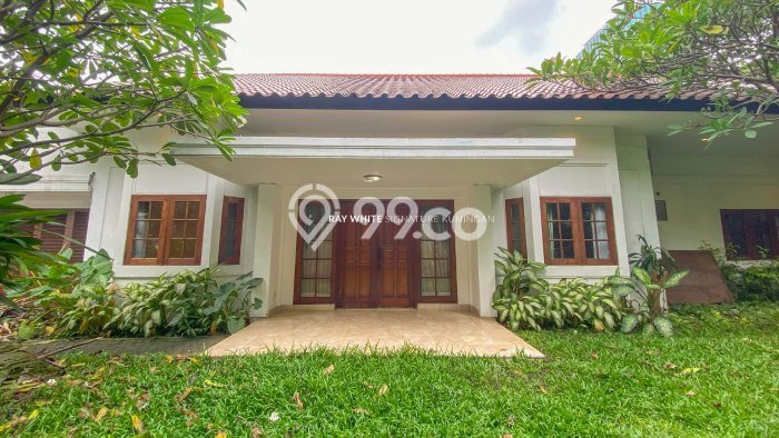 Rumah Luxury Modern Siap Huni di Wijaya Jakarta Selatan Rumah Luxury Modern Siap Huni di Wijaya Jakarta Selatan