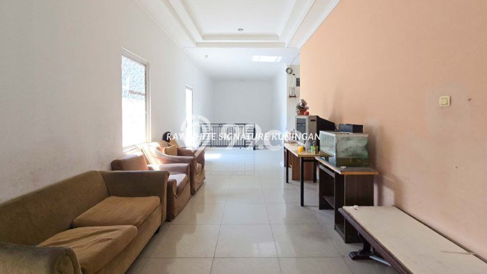 FOR SALE Kost 34 Kamar, 34 Kamar Mandi di Cempaka Putih, Jakarta Pusat, Luas 1080m2 FOR SALE Kost 34 Kamar, 34 Kamar Mandi di Cempaka Putih, Jakarta Pusat, Luas 1080m2