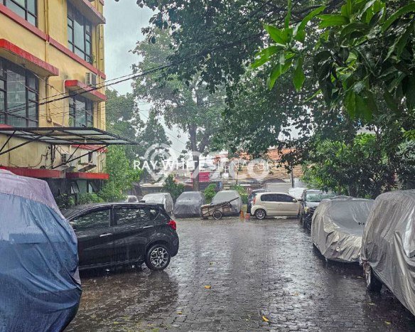 Ruko Bagus Dijual LB 522m2 Lokasi Strategis Jakarta Selatan Area Cocok untuk Bisnis Ruko Bagus Dijual LB 522m2 Lokasi Strategis Jakarta Selatan Area Cocok untuk Bisnis