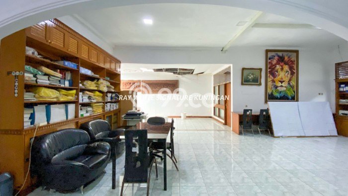 For Sale Rumah Elit Exclusive di Tebet, Jakarta Selatan For Sale Rumah Elit Exclusive di Tebet, Jakarta Selatan