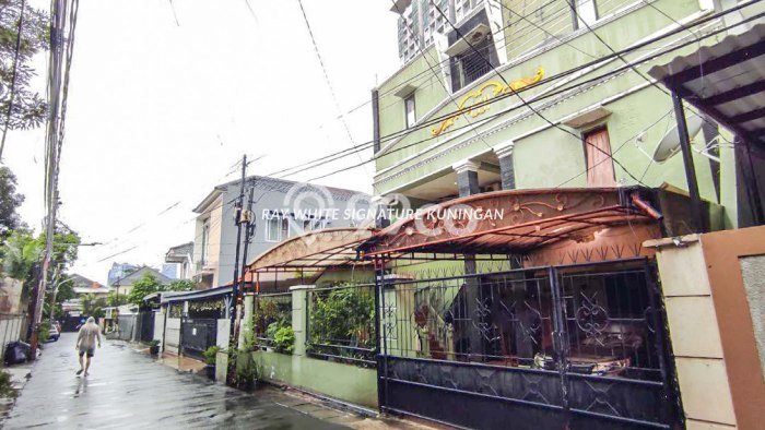 Jual Rumah Mewah Megah Dengan View Cantik di Menteng Dalam, Jakarta Selatan Jual Rumah Mewah Megah Dengan View Cantik di Menteng Dalam, Jakarta Selatan