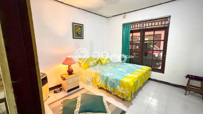 Hunian Mewah LB 300m2 Siap Huni Desain Elegan di Setiabudi, Jakarta Selatan Hunian Mewah LB 300m2 Siap Huni Desain Elegan di Setiabudi, Jakarta Selatan