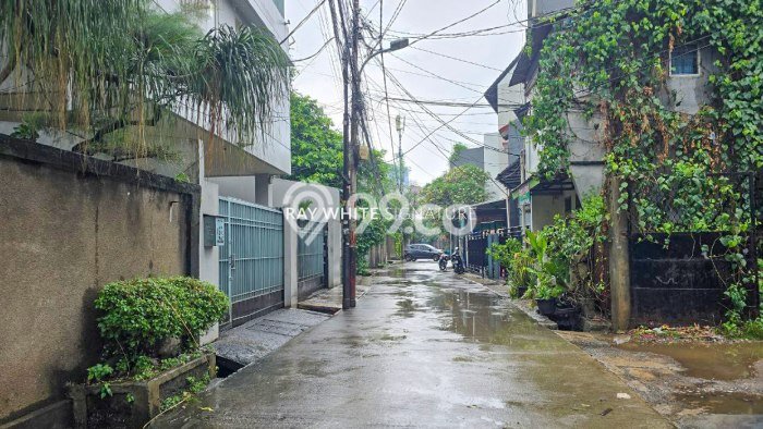 Tersedia Rumah Kost di Karet, Jakarta Selatan 30 Kamar Tersedia Rumah Kost di Karet, Jakarta Selatan 30 Kamar