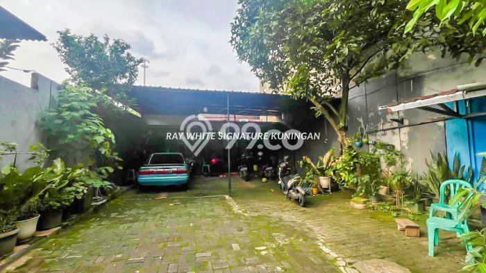 Rumah Elit Modern Tanpa Renovasi di Bintaro Jakarta Selatan Rumah Elit Modern Tanpa Renovasi di Bintaro Jakarta Selatan