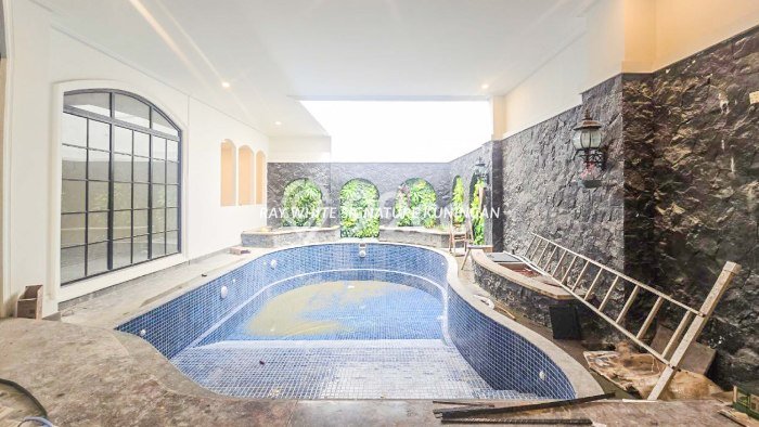 Dijual Rumah Mewah Elegan Dengan View Eksklusif di Pondok Indah, Jakarta Selatan Dijual Rumah Mewah Elegan Dengan View Eksklusif di Pondok Indah, Jakarta Selatan