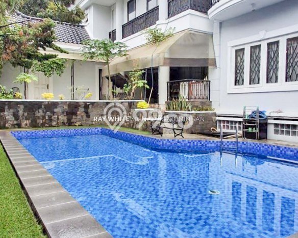 Siap Huni Hunian Elit 10 Kamar di Kebayoran Baru Dekat ke Mana Saja Siap Huni Hunian Elit 10 Kamar di Kebayoran Baru Dekat ke Mana Saja