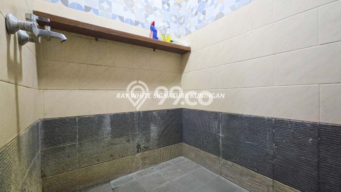 Ruko Dijual di Prime Area Jakarta Pusat Luas 400m2 Ruko Dijual di Prime Area Jakarta Pusat Luas 400m2