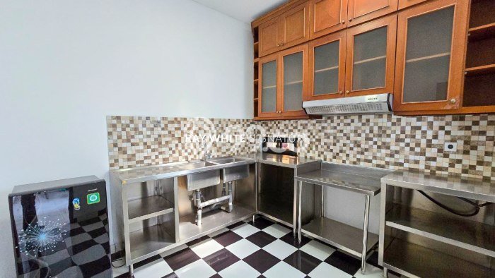 Hot Offer Hunian Mewah Ideal dan Luas di Mampang Prapatan, Jakarta Selatan Hot Offer Hunian Mewah Ideal dan Luas di Mampang Prapatan, Jakarta Selatan