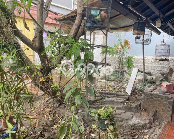 Rumah Modern 1 Kamar LT 220m2 di Pondok Kelapa Rumah Modern 1 Kamar LT 220m2 di Pondok Kelapa