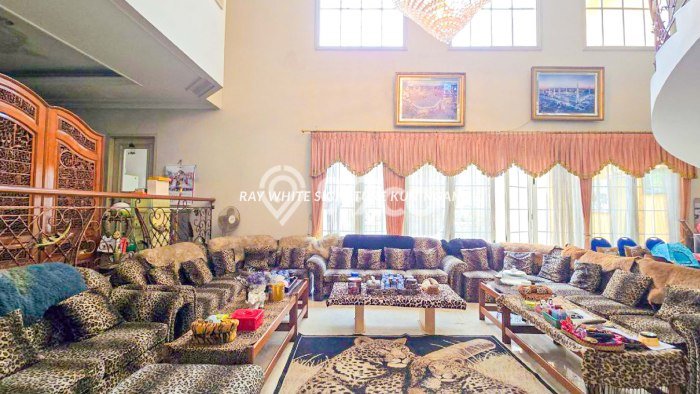 Jual Rumah Luas Megah Dengan View Eksklusif di Mega Kuningan, Jakarta Selatan Jual Rumah Luas Megah Dengan View Eksklusif di Mega Kuningan, Jakarta Selatan