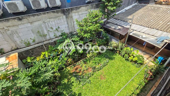 Kost Dijual Lokasi Senen, Jakarta Pusat, 5 KT, 5 KM, 414m2 Kost Dijual Lokasi Senen, Jakarta Pusat, 5 KT, 5 KM, 414m2