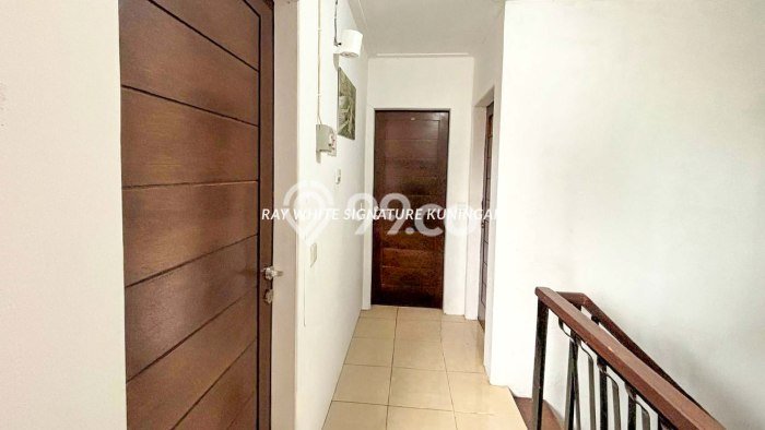 Rumah Kost Dijual di Setiabudi Jakarta Selatan Luas 170m2 Rumah Kost Dijual di Setiabudi Jakarta Selatan Luas 170m2