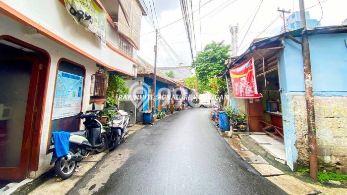Dijual Rumah Kost di Setiabudi, Jakarta Selatan, 8 KT, 4 KM, Bangunan 250m2 Dijual Rumah Kost di Setiabudi, Jakarta Selatan, 8 KT, 4 KM, Bangunan 250m2