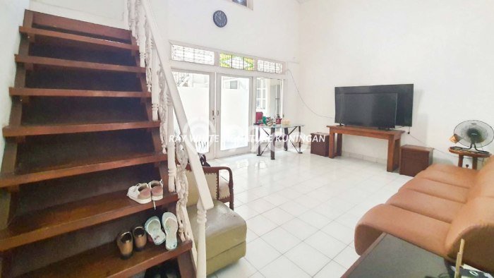 Rumah Eksklusif Siap Huni LT 244m2 di Kebayoran Baru, Jakarta Selatan Rumah Eksklusif Siap Huni LT 244m2 di Kebayoran Baru, Jakarta Selatan