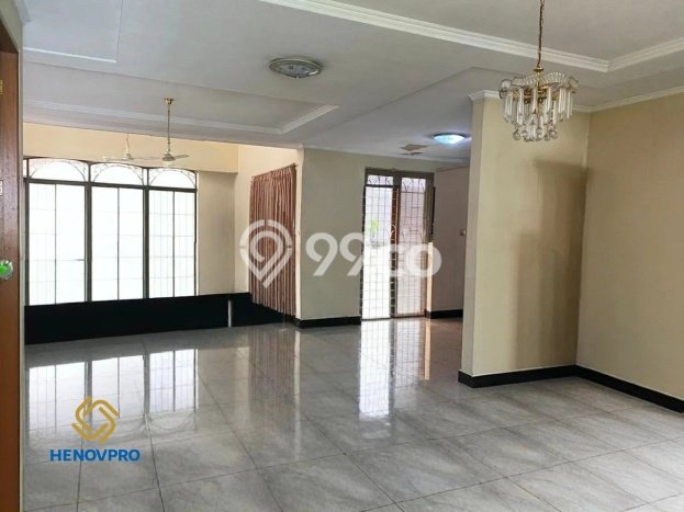Hunian Strategis Disewakan 3 Kamar di Menteng Bisa Nego Hunian Strategis Disewakan 3 Kamar di Menteng Bisa Nego