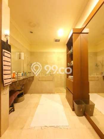 Rumah Minimalis LT 1075m² Terawat di Kompleks Perumahan Kemang, Jakarta Selatan Rumah Minimalis LT 1075m² Terawat di Kompleks Perumahan Kemang, Jakarta Selatan