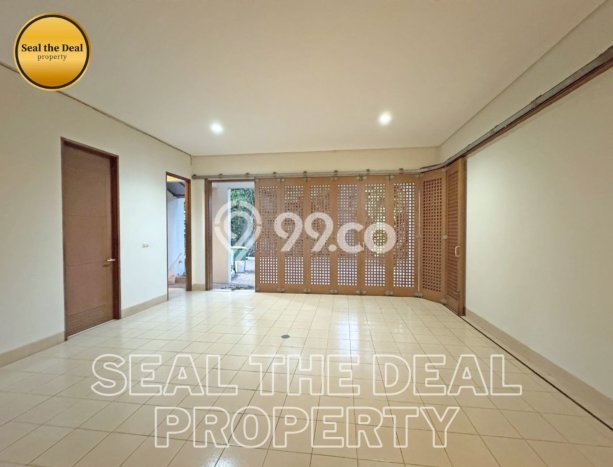 Rumah Kondisi Baik Disewakan di Cipete, Jakarta Selatan LT 1000m2, LB 800m2 Rumah Kondisi Baik Disewakan di Cipete, Jakarta Selatan LT 1000m2, LB 800m2