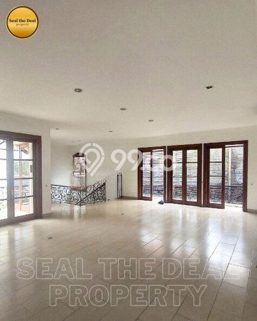 Hunian Minimalis Untuk Disewakan di Kemang Jakarta Selatan 4 KT & 4 KM Hunian Minimalis Untuk Disewakan di Kemang Jakarta Selatan 4 KT & 4 KM