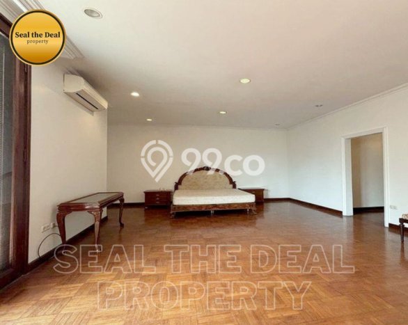Rumah 4 Kamar Lengkap Dikontrakkan di Menteng Harga Kompetitif Rumah 4 Kamar Lengkap Dikontrakkan di Menteng Harga Kompetitif