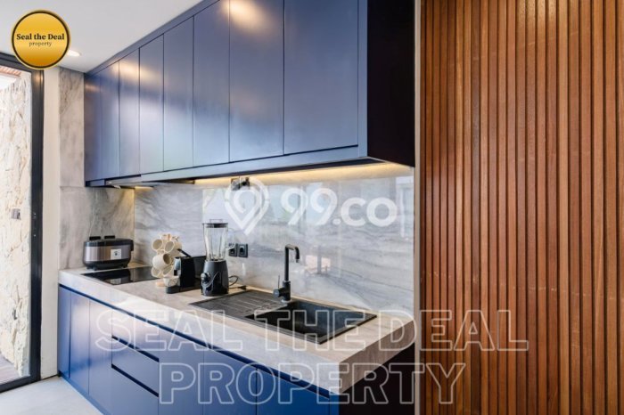 HARGA TERBAIK! Vila di Kuta Utara, Luas 275m2m², Area Prima HARGA TERBAIK! Vila di Kuta Utara, Luas 275m2m², Area Prima