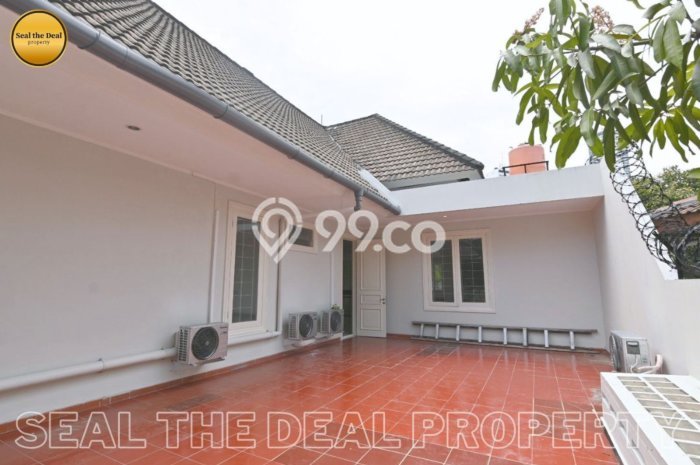 Sewa Rumah Modern di Menteng Harga Rp 1,7 Miliar/ Tahun Sewa Rumah Modern di Menteng Harga Rp 1,7 Miliar/ Tahun