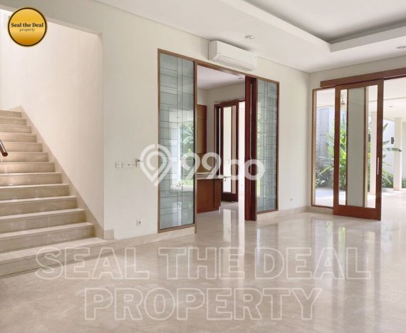 Hunian Modern Disewakan di Cipete Jakarta Selatan 5 KT & 5 KM Hunian Modern Disewakan di Cipete Jakarta Selatan 5 KT & 5 KM