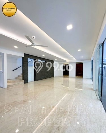Hunian Ideal dengan LT 700m2 & LB 500m2 Disewakan di Permata Hijau Hunian Ideal dengan LT 700m2 & LB 500m2 Disewakan di Permata Hijau