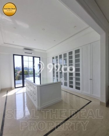 Rumah Luxury Modern Siap Huni di Kemang Jakarta Selatan Rumah Luxury Modern Siap Huni di Kemang Jakarta Selatan