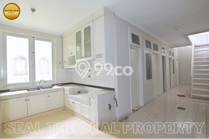 Sewa Rumah Modern di Menteng Harga Rp 1,7 Miliar/ Tahun Sewa Rumah Modern di Menteng Harga Rp 1,7 Miliar/ Tahun