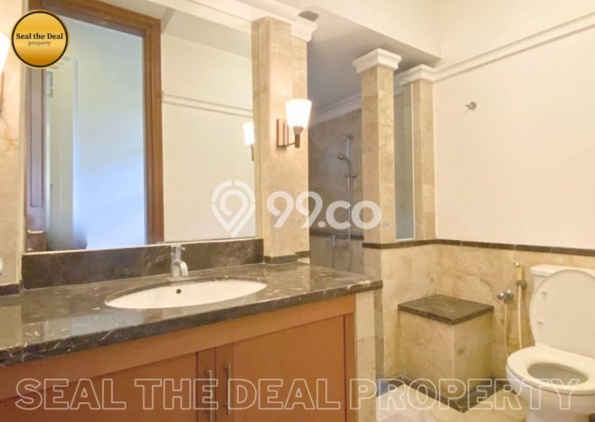 Hunian Minimalis Disewakan di Kemang Jakarta Selatan 4 KT & 4 KM Hunian Minimalis Disewakan di Kemang Jakarta Selatan 4 KT & 4 KM