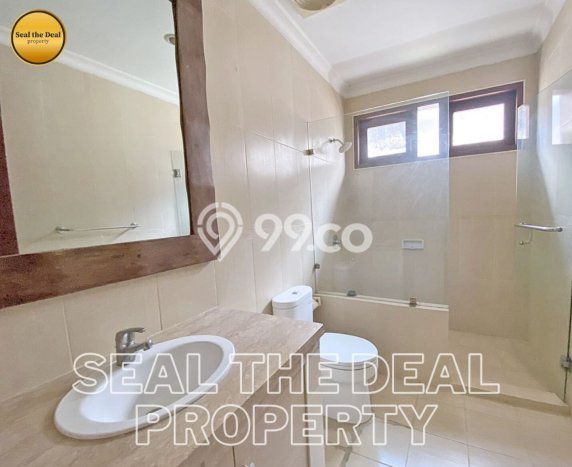 Rumah Disewakan Jakarta Selatan LT 1033m2 LB 500m2 Kawasan Cipete Rumah Disewakan Jakarta Selatan LT 1033m2 LB 500m2 Kawasan Cipete