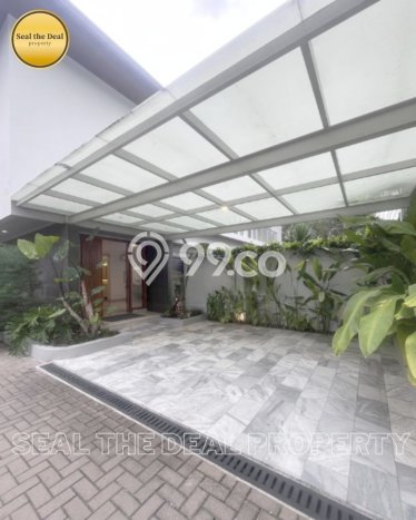 Disewakan Rumah Strategis LT 345m2 / LB 350m2 di Cipete, Jakarta Selatan Disewakan Rumah Strategis LT 345m2 / LB 350m2 di Cipete, Jakarta Selatan