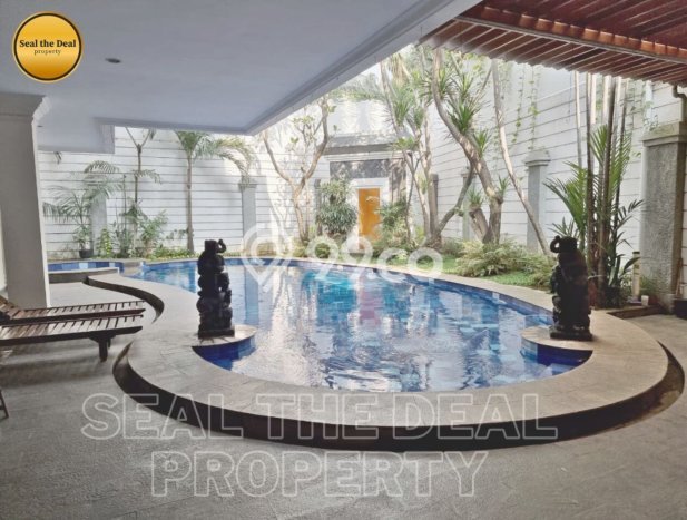 Rumah Bagus Disewakan di SCBD, Jakarta Selatan LT 700m2, LB 800m2 Rumah Bagus Disewakan di SCBD, Jakarta Selatan LT 700m2, LB 800m2